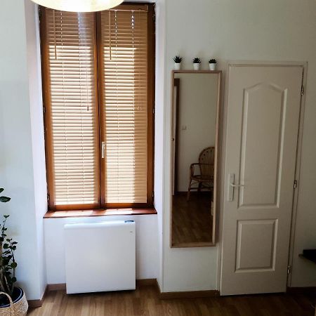 Appartement Cosy Entier, Parking Gratuit Dans La Rue Dijon Eksteriør billede