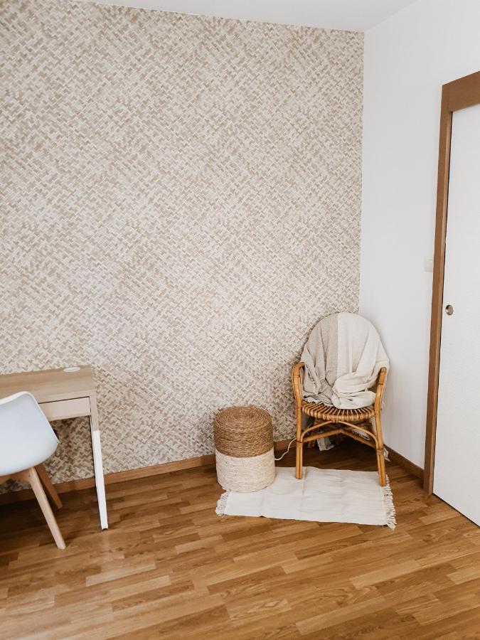 Appartement Cosy Entier, Parking Gratuit Dans La Rue Dijon Eksteriør billede